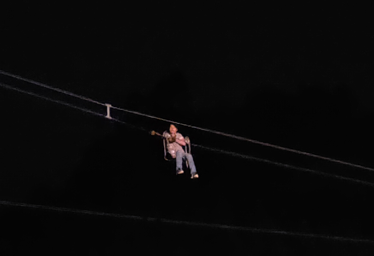 险！电施工发生意外，贵州一工人命悬40米高空！所幸的是…